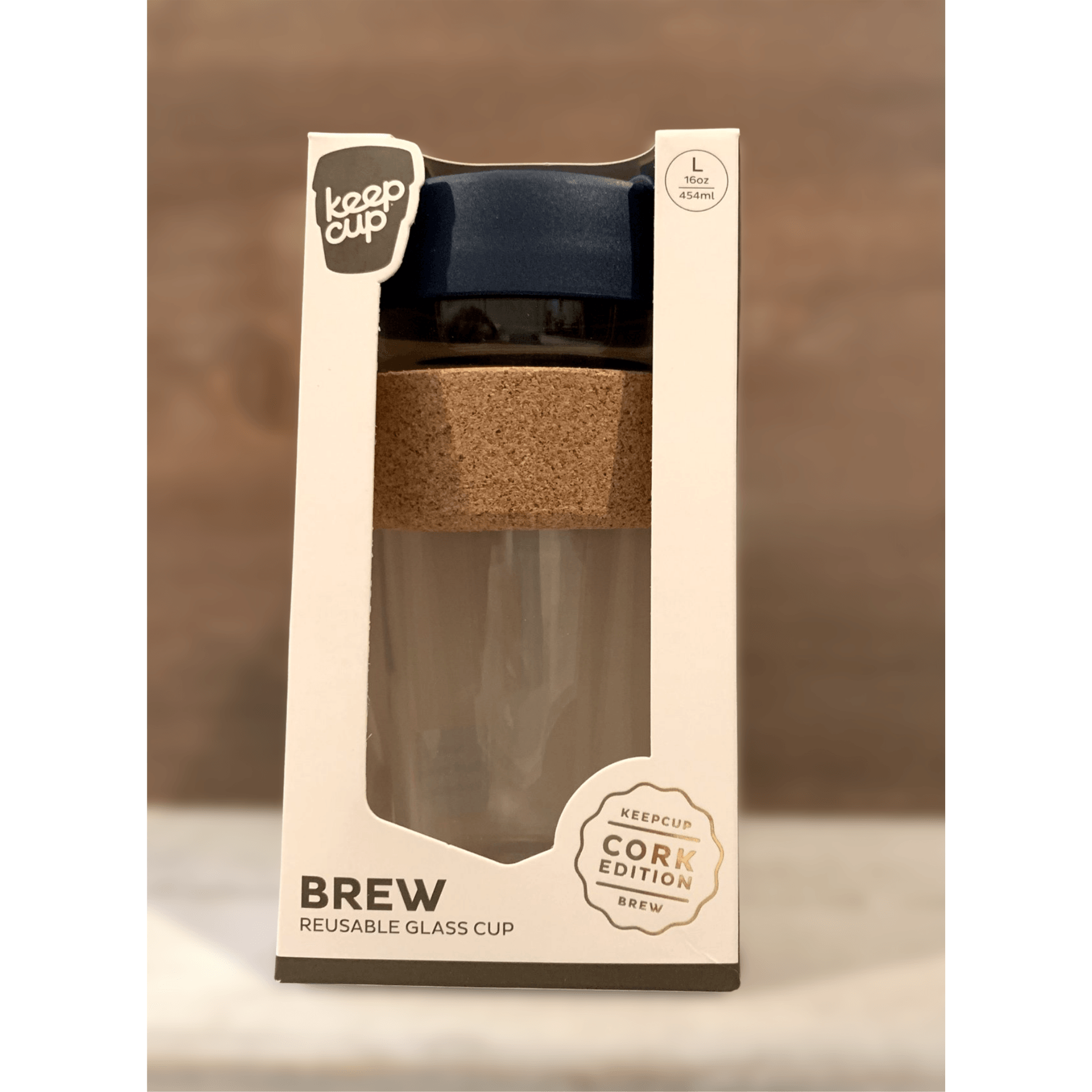 https://www.ninthandpine.com/cdn/shop/products/keep-cup-brew-cup-glass-coffee-cup-with-cork-ninth-and-pine-6.png?v=1698996999