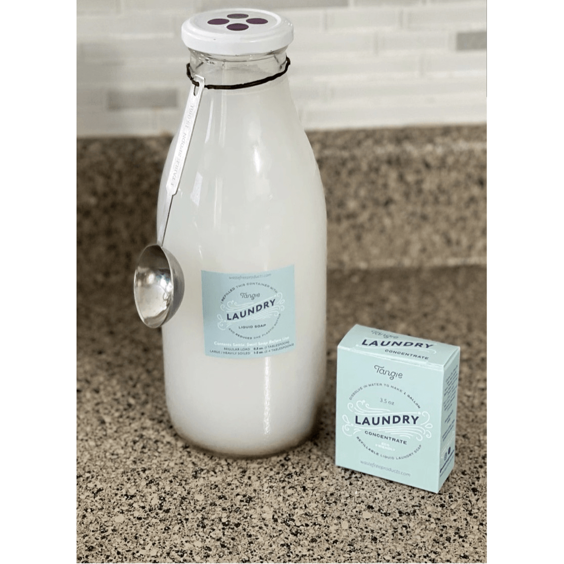 https://www.ninthandpine.com/cdn/shop/products/zero-waste-all-natural-tangie-laundry-concentrate-for-liquid-laundry-soap-ninth-and-pine-13.png?v=1698997081